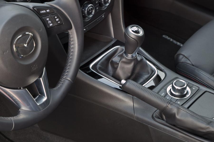  Mazda6 Wagon 2012 года  (фото 30 из 154)